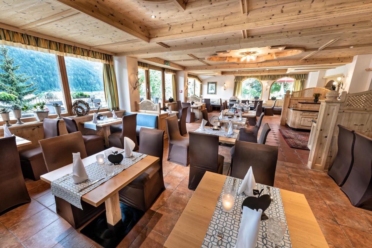 Das Posthaus Stubai&Smart Hotel Fulpmes Exterior photo
