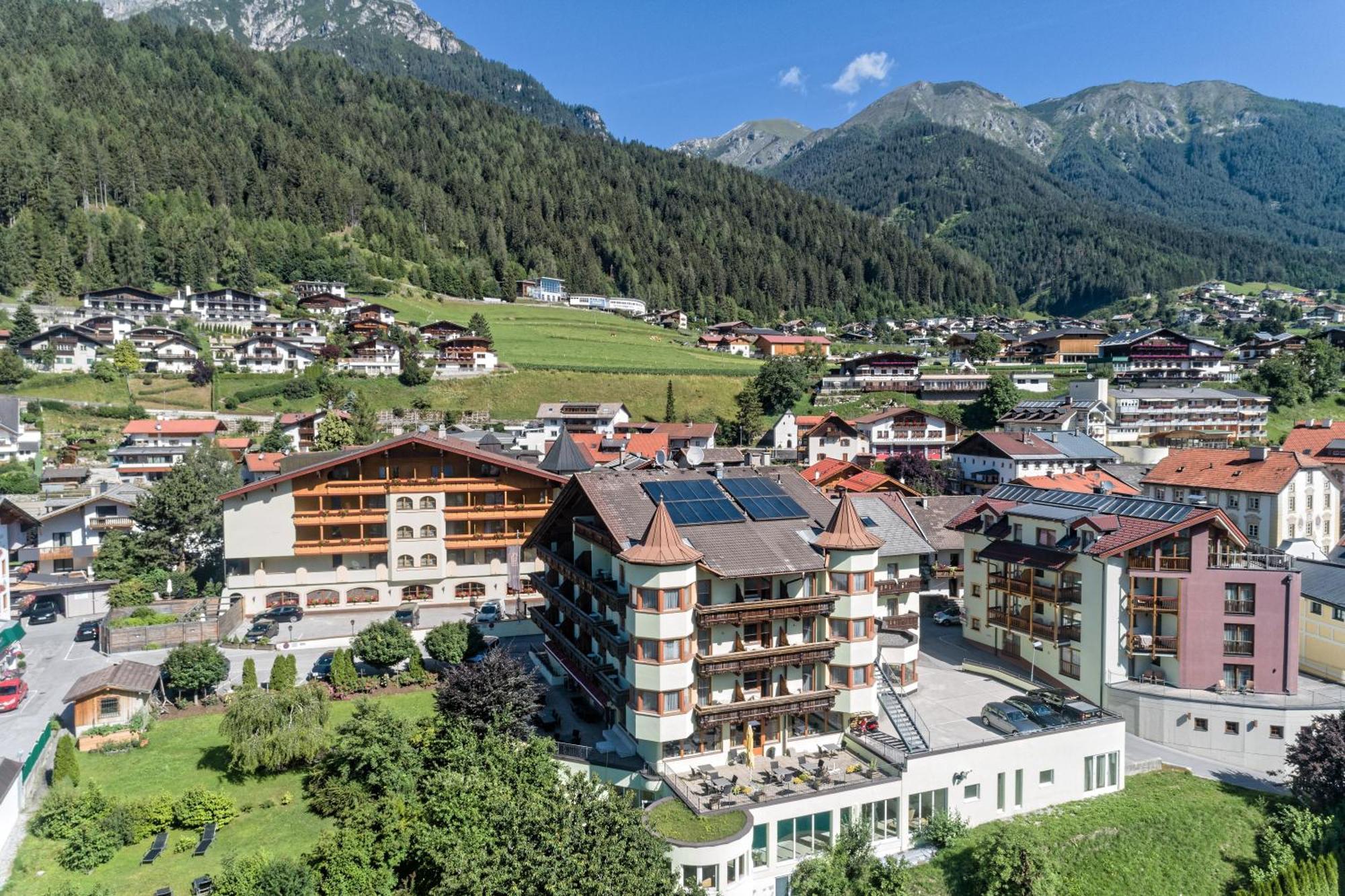 Das Posthaus Stubai&Smart Hotel Fulpmes Exterior photo
